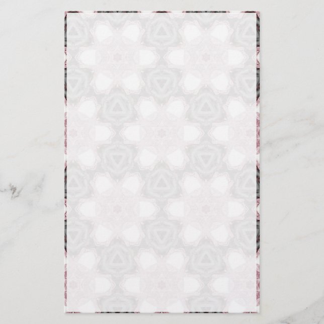 Artigos de papelaria cinzentos e cor-de-rosa (Frente)