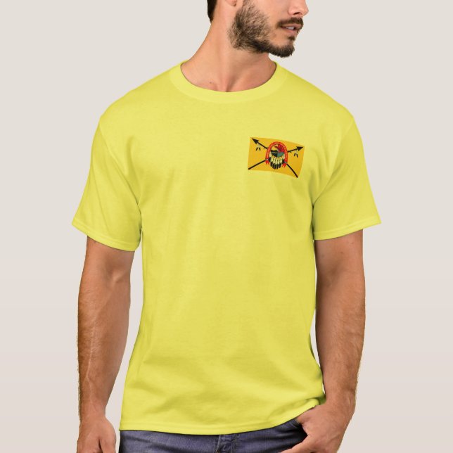 As camisetas dos homens da bandeira & do logotipo (Frente)