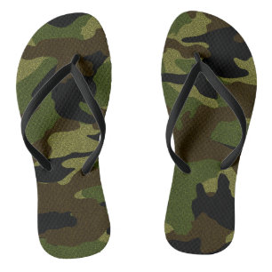 As forças armadas verdes de Camo camuflam chinelo