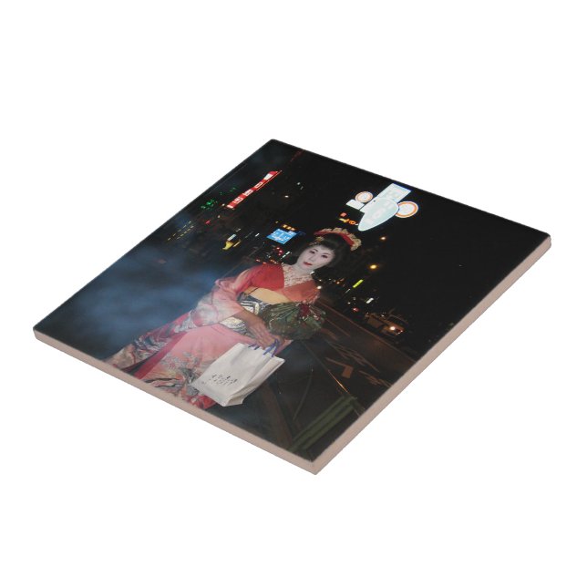 Asakusa Geisha Neo Tokyo (Lateral)