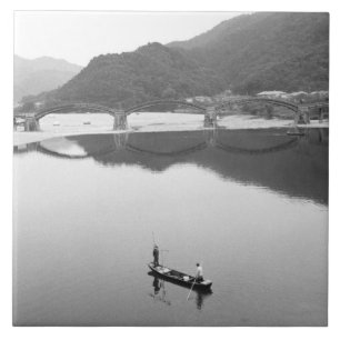 Ásia, Japão, Iwakuni. Pescadores e ponte histórica