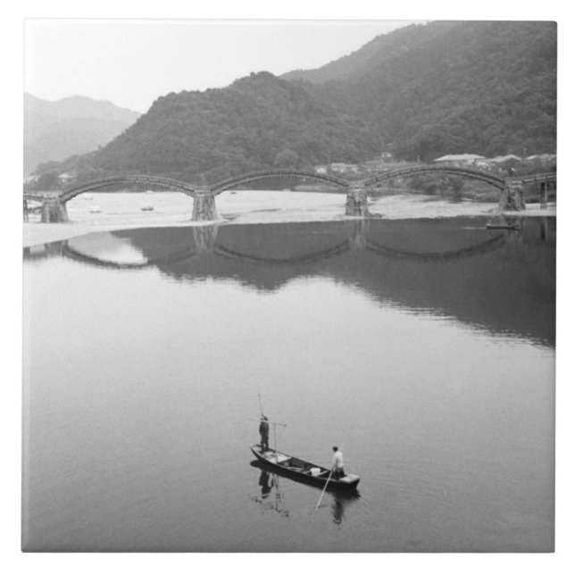 Ásia, Japão, Iwakuni. Pescadores e ponte histórica (Frente)