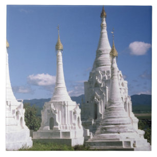 Ásia, Mianmar, Lago Inle. Pagodes. 2