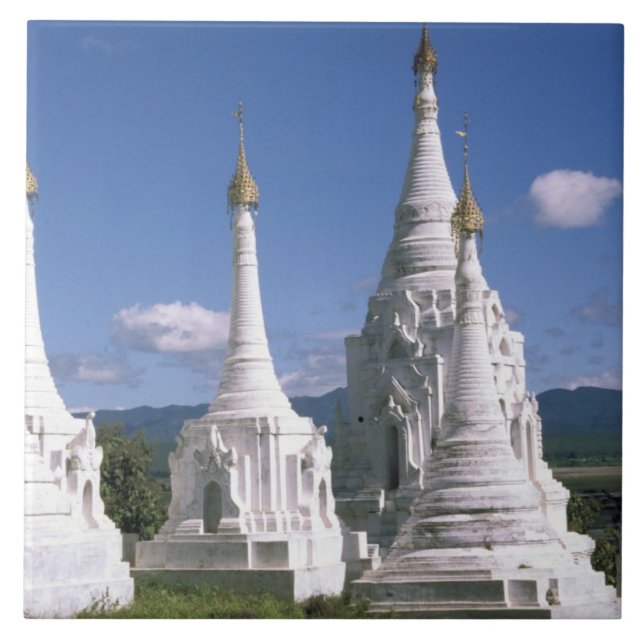 Ásia, Mianmar, Lago Inle. Pagodes. 2 (Frente)