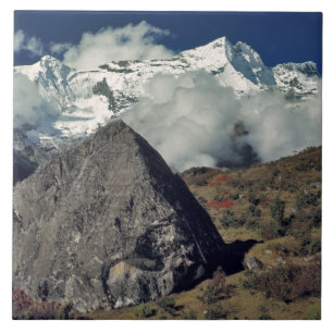 Ásia, Nepal, Parque Nacional Sagarmatha. Uma oraçã