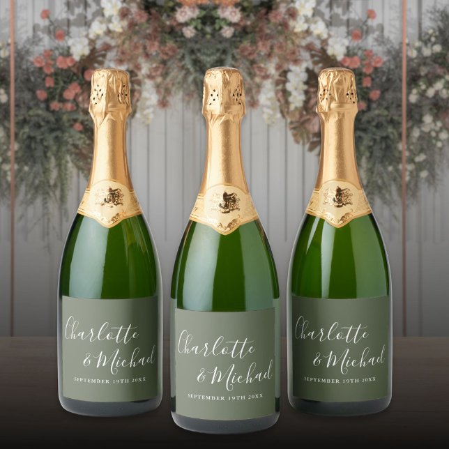 Assinatura Elegante em Script Verde Oliva Casament (Elegant Signature Script Olive Green Wedding Sparkling Wine Label)
