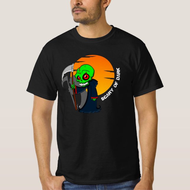 assustador da camiseta escura (Frente)