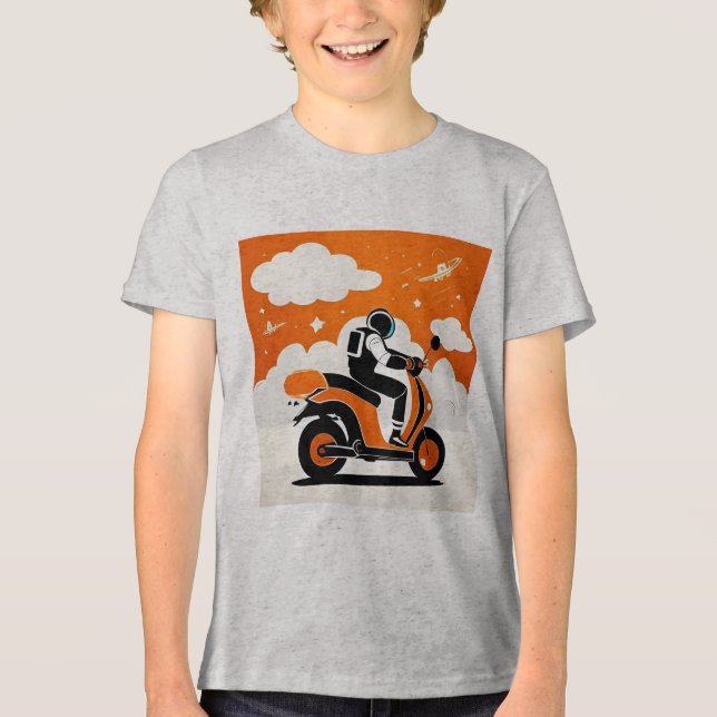 Astronauta Pilotando Scooter Elegante (Frente)