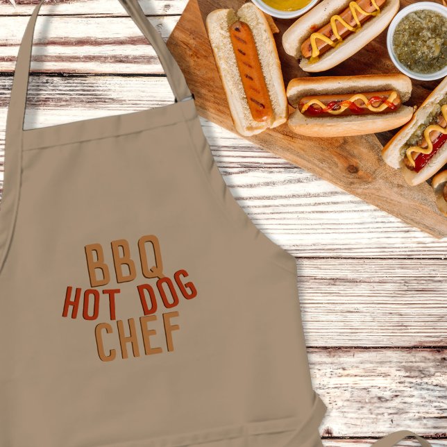 Avental Chef de Cachorro Quente Mens Apron (Get your Hot Dog Chef apron on for your annual BBQ)