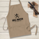 Avental Engraçado CHURRASCO Grill Mestre Personalizado Bar<br><div class="desc">Seu mestre de CHURRASCO vai adorar este avental personalizado. O design apresenta um garfo e uma faca crus e crus com uma chama de fogo acima. Adicione o nome do seu Rei Grill e o ano estabelecido ou apagado (casamento, colete de casa, etc.) Perfeito para seu alimento, dia de os...</div>