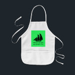 Avental Infantil Ocean Glow_Clipper "Grub & Grog"<br><div class="desc">Alimente sua espinha dorsal com nosso "Onde está Meu Grub e Grog?.. mamãe" Ocean Glow, ícones marítimos, avental Clipper preto-em-verde. Ordene-o como está, ou adapte-o a um dos outros estilos da placa de estacionamento. Você também pode alterar o tamanho, a posição, a cor e até o número de clipes, assim...</div>