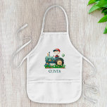 Avental Infantil Trator verde-bonito para rapazes personalizado<br><div class="desc">Design de trator verde e bonito para rapazes personalizados</div>