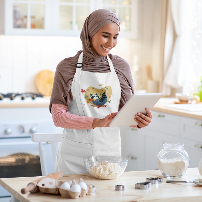 Avental Longo A Queda Está No Ar Com O Acaxo (Fall Is In Air With Swinging Raccoon Long Apron)