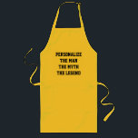 Avental Longo O homem o mito o CHURRASCO da lenda aprons para o<br><div class="desc">O homem que mito o CHURRASCO da lenda aprons para o homem Funny personalizou o Aniversário ou a ideia de presente de Natal para pai cozinheiro de chef, pai, tio, marido, irmão, filho etc. Personalizar com nome personalizado. O churrasco personalizável aparece em branco e bege amarelo. Versão curta e longa....</div>