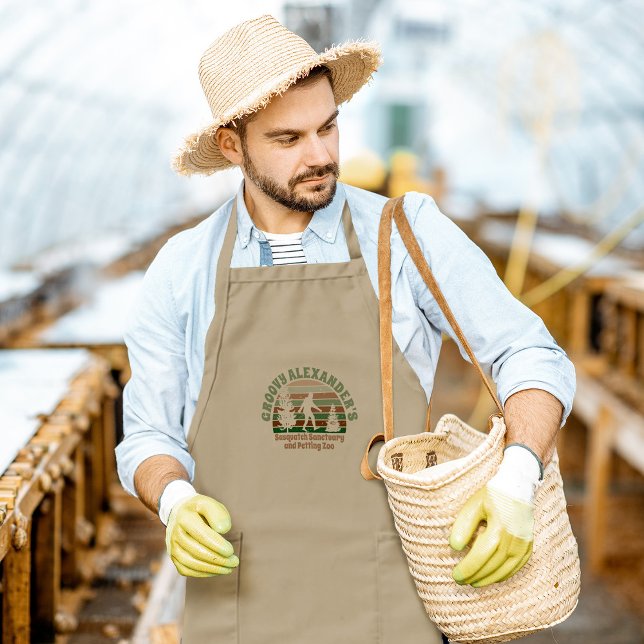 Avental Longo Personalized Funny Sasquatch Sanctuary (Criador carregado)