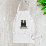 Avental Sagrada Geométrica Moderna Familia Barcelona Skyli<br><div class="desc">Cozinhe em estilo com este avental com o tema de Barcelona que apresenta uma ilustração geométrica moderna da icônica Sagrada Família. Inspirada pela arquitetura de tirar o fôlego de Antoni Gaudí, esta design única adiciona um toque artístico às sessões de churrasco da sua cozinha ou ao ar livre. Perfeito para...</div>