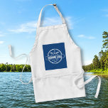 AVENTAL SEBAGO LAKE MAINE PERSONALIZADO CIDADE E NOME<br><div class="desc">SEBAGO LAKE MAINE PERSONALIZED TOWN AND NAME Sebago Lake Maine design náutica é personalizado com sua cidade (como Raymond, Frye Island, Casco, Windham, Sebago, Nápoles e Standish) e seu nome (ou apagar). Este design de retrô, estilo vintage, apresenta um círculo branco, âncora, redemoinhos crocados e uma faixa em negrito que...</div>