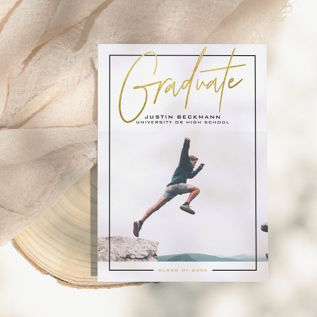 Aventura | Anúncio de Graduação de Fotos Dourada (Criador carregado)