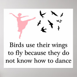 Aves usam suas asas para voar impressão / poster