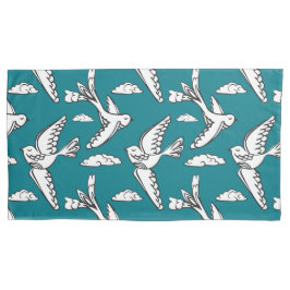 Aves voadoras e capas travesseiros