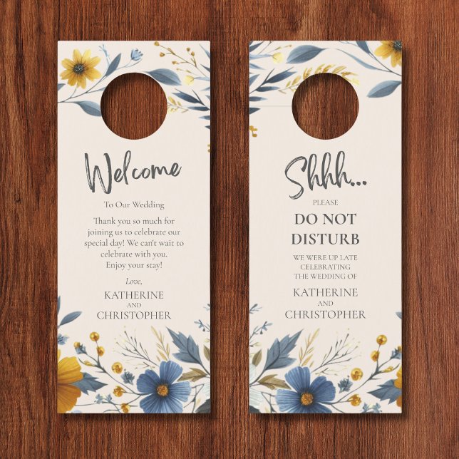 Aviso De Porta Casamento De Flores Selvagens Shhh Não Incomodar B (Blue Yellow Wildflowers Wedding Shhh Do Not Disturb Door Hanger with Welcome Message.)
