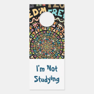 Aviso De Porta Design com letras coloridas