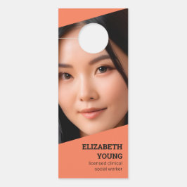 Aviso De Porta Foto personalizada do trabalhador social e QR