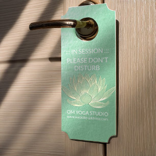 Aviso De Porta Instrutor de Meditação do Dourado Lotus Yoga Studi
