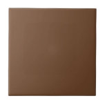Azulejo 3 de cerâmica marrom-chocolate sólido<br><div class="desc">Azulejo cerâmico com um fundo Castanho de Chocolate sólido pronto para você usar como está ou para personalizar com suas próprias imagens ou texto.</div>