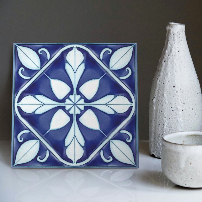 Azulejo Azul e Branco Floral Simétrico (Criador carregado)