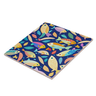 Azulejo cerâmico com padrão de peixe