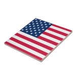 AZULEJO cerâmico de bandeira dos EUA - Patriótico<br><div class="desc">AZULEJOS de Sinalizador EUA - Estados Unidos da América - Sinalizador Americano - Patriótico - Dia da Independência - 4 de julho - Personalizável - Escolha / Adicione seu Texto / Cor / Imagem Única - Faça seu presente de Azulejo Especial - Redimensione e mova ou remova e adicione elementos...</div>