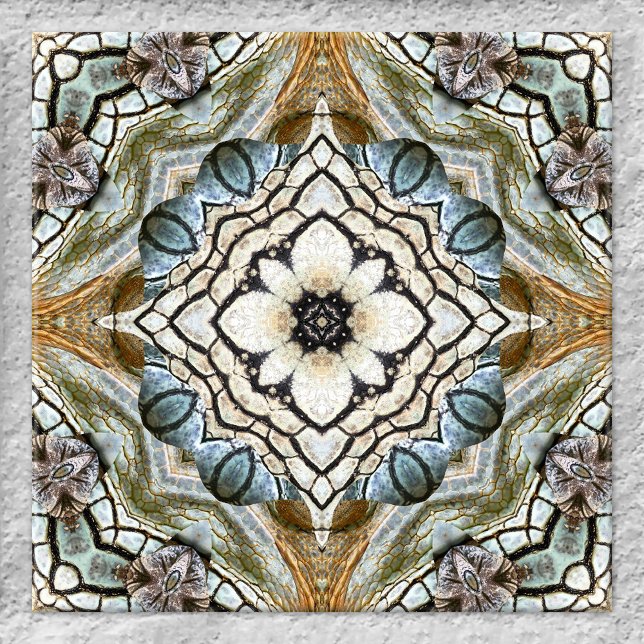 Azulejo cerâmico de impressão de mosaicos geométri (Ceramic tile featuring a geometric design based on original animal skin prints)