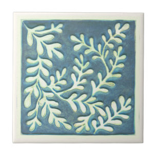 Azulejo cerâmico, folhas azuis e brancas