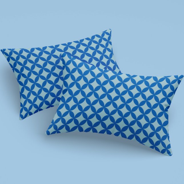 Azulejo de Verão com círculos de azure em azul-beb (Summer tile with azure circles on baby blue pillow case)