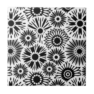 Azulejo floral preto e branco