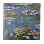 Azulejo Monet Water Lily 1916<br><div class="desc">Monet Water Lily 1916 azulejo. Pintura a óleo na canvas desde 1916. O impressionista francês Claude Monet continua famoso e amado pelas pinturas de lírio-d'água que ele criou em seu lago de jardim em Giverny. Esta pintura específica de lírio-d'água é de 1916 e revela a mudança de Monet para uma...</div>