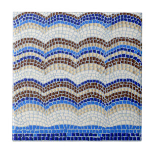 Azulejo pequeno do mosaico azul