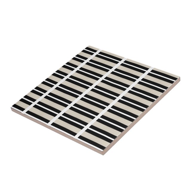 Azulejo Preto e Branco Listrado (Lateral)