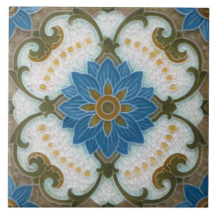 Azulejos Cerâmicos Rodeados por Parede e Fogo