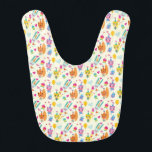 Babador Birthday Critters Bib<br><div class="desc">Uma bíblia divertida e colorida para a celebração de bebês ou aniversários de criança,  apresenta criaturas de aniversário incluindo um porco,  esquilo,  coelho coelho e gato,  assim como corações,  presentes e balões em fundo branco.</div>