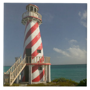 BAHAMAS, Ilha de Grand Bahama, Lado Leste: Cidade