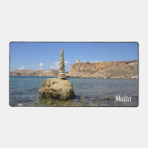 Baía de Ghajn Tuffieha & Cairn de Pedra da Torre