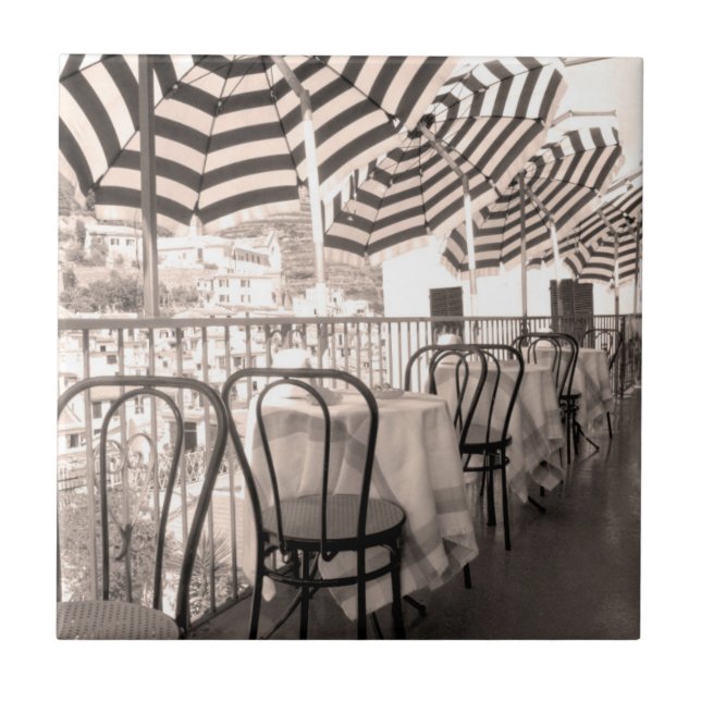 Balconha de restaurante Quaint, Itália (Frente)