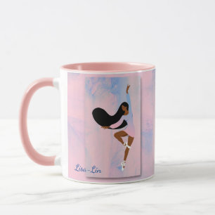 Ballerina na caneca de café rosa