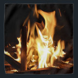Bandana Através das chamas<br><div class="desc">Uma fogueira no quintal de verão.</div>