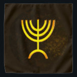 Bandana Chama de Menorah<br><div class="desc">Uma rendição digital do menorah sete-ramificado judaico (hebraico: מְנוֹרָה). O menorah sete-ramificado, usado no santuário portátil setup por Moses na região selvagem e mais tarde no templo em Jerusalem, foi um símbolo do judaísmo desde épocas antigas e é o emblema na brasão do estado de Israel moderno. O kohanim iluminou...</div>