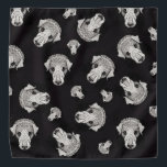 Bandana Promocional Pet Groomer Walker<br><div class="desc">Um arrojado martelo preto e branco de animais de estimação oferece uma bandana promocional para seus clientes e funcionários com um design artístico ousado que certamente chamará sua atenção. Para o noivo bem arredondado, o andarilho, a creche e todos os serviços especializados em animais de estimação, apresentando um icônico impressão...</div>