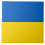 Bandeira da Ucrânia no Azulejo<br><div class="desc">Adicione um toque vibrante à sua decoração doméstica com o nosso azulejo exclusivo com a bandeira da Ucrânia! Feito com muita atenção aos detalhes, este azulejo não é apenas um item funcional; é uma celebração do patrimônio ucraniano e do orgulho cultural. O design impressionante mostra de forma proeminente a icônica...</div>