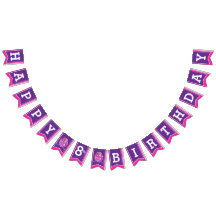 Cavaleiros e raparigas de aniversário felizes e me